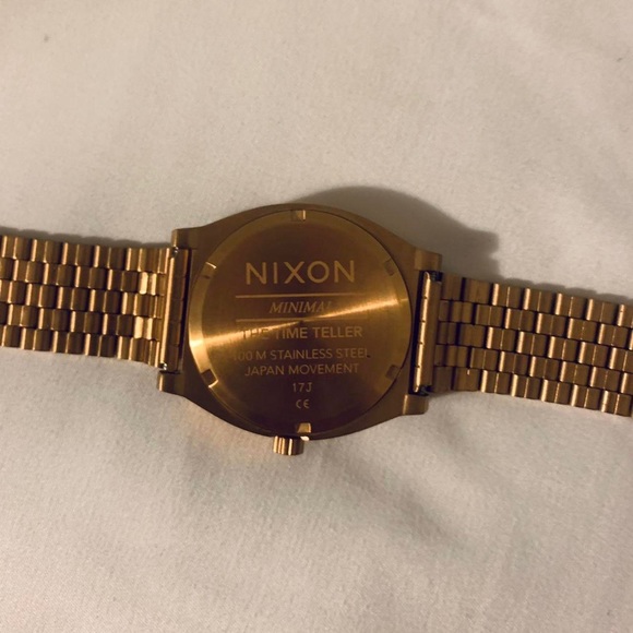 SOLD !!! ROSE GOLD NIXON MINIMAL TIME TELLER WATCH (UNISEX) - Picture 4 of 5